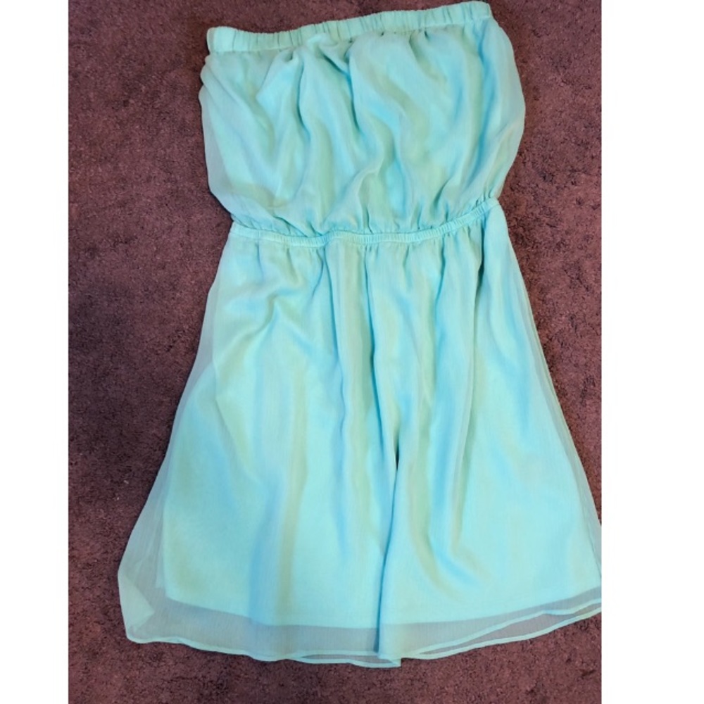 Strapless dress